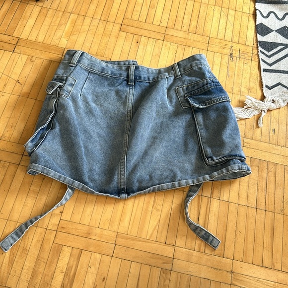 Jean skirt - Picture 2 of 2